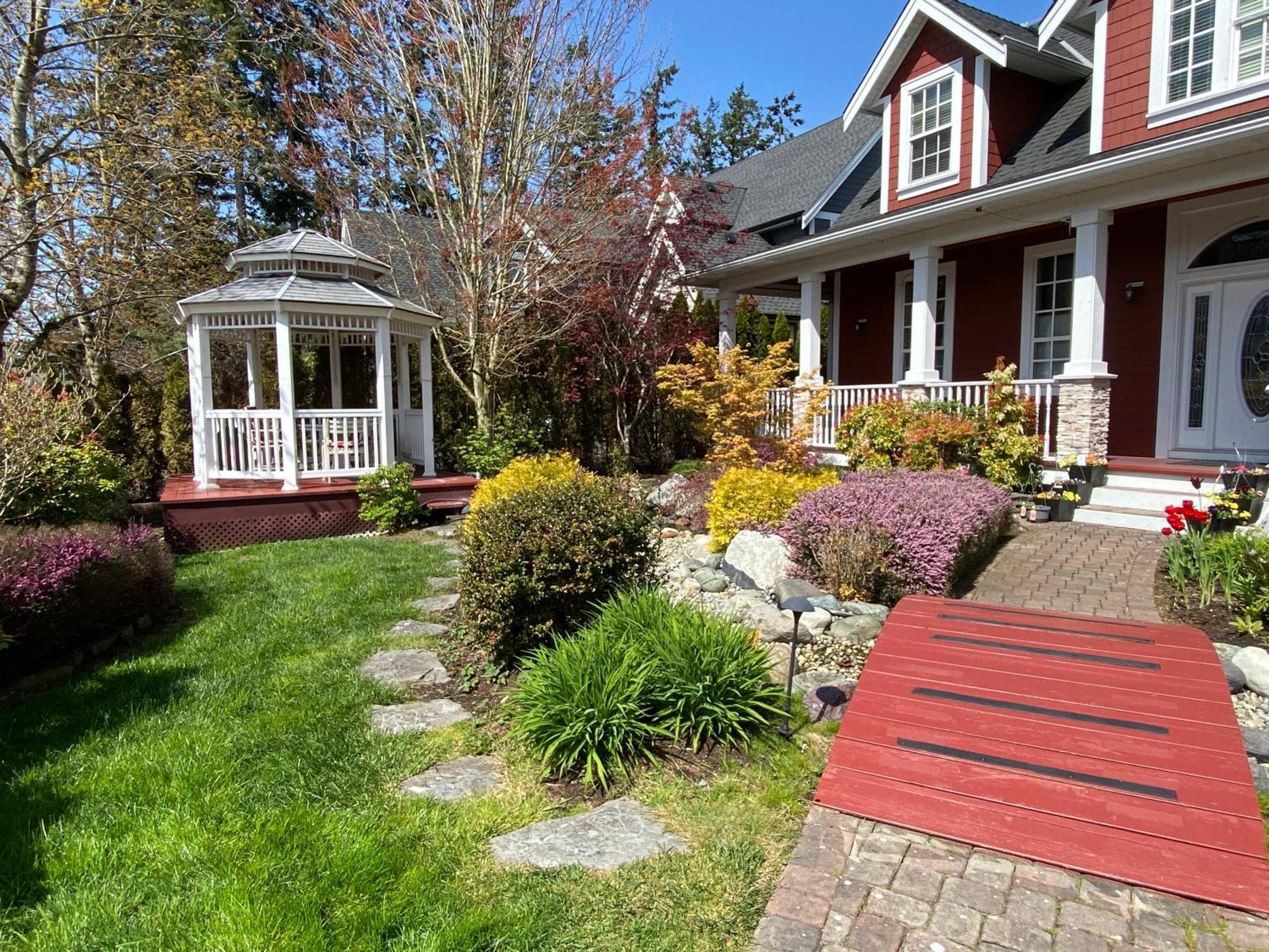 Mae Sweet Home Surrey Dış mekan fotoğraf