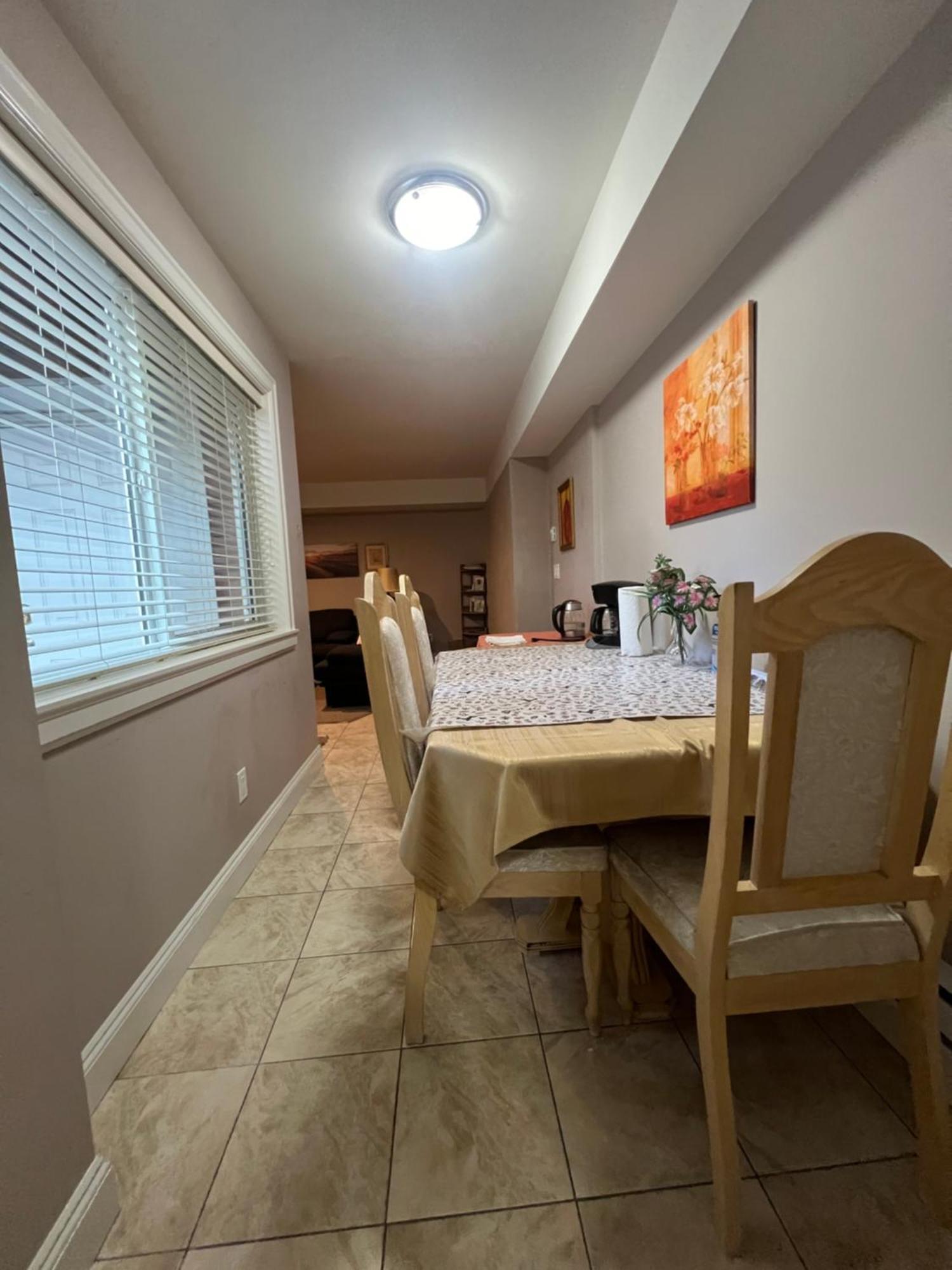 Mae Sweet Home Surrey Dış mekan fotoğraf