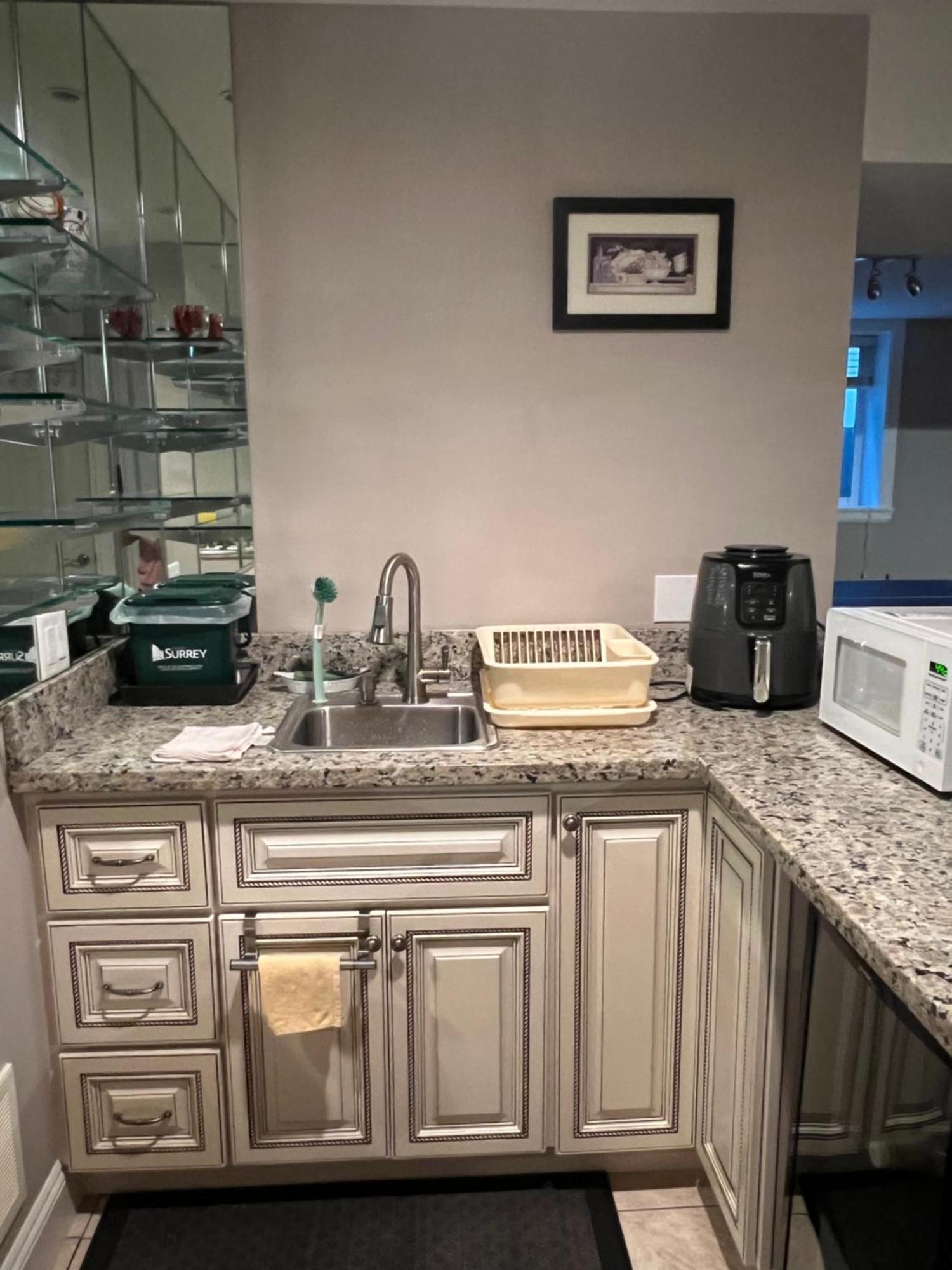 Mae Sweet Home Surrey Dış mekan fotoğraf